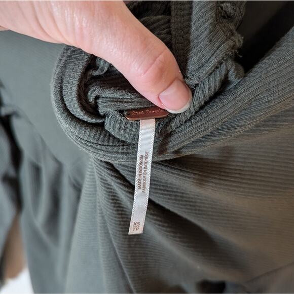 Free People Shimmy Shake Army Green Open Back Twist Lace Trim Long Sleeve Top - Picture 5 of 13